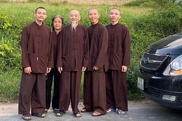 Bị mắng đi tu vẫn ca hát tập gym, Tịnh thất Bồng Lai đáp sốc-4