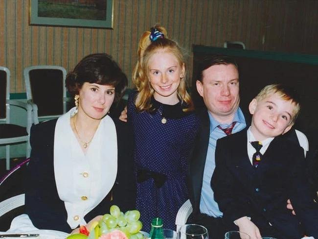 Chồng ngoại tình đưa ra án tử, vợ cao tay lao vào cuộc chiến tỷ đô-7