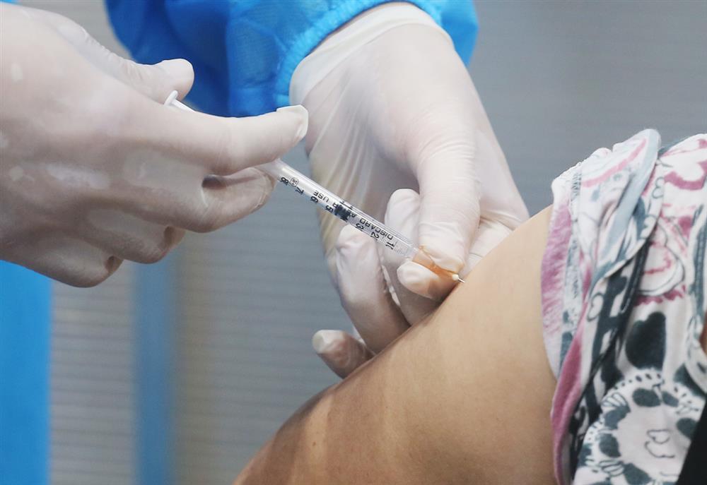 Thêm người tử vong sau khi tiêm vaccine Covid-19 ở Thanh Hóa-2