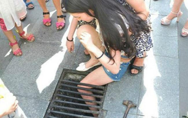 Mắc kẹt kiểu bi hài khiến nạn nhân tiến không được, lùi không xong-5