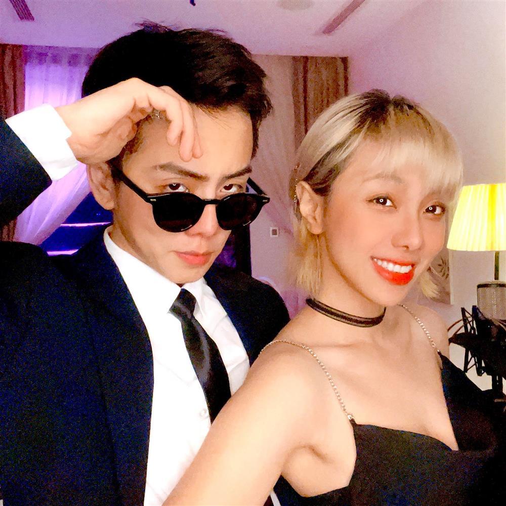 Tình chuyển giới Miko Lan Trinh bị tung ảnh khỏa thân thô tục-6