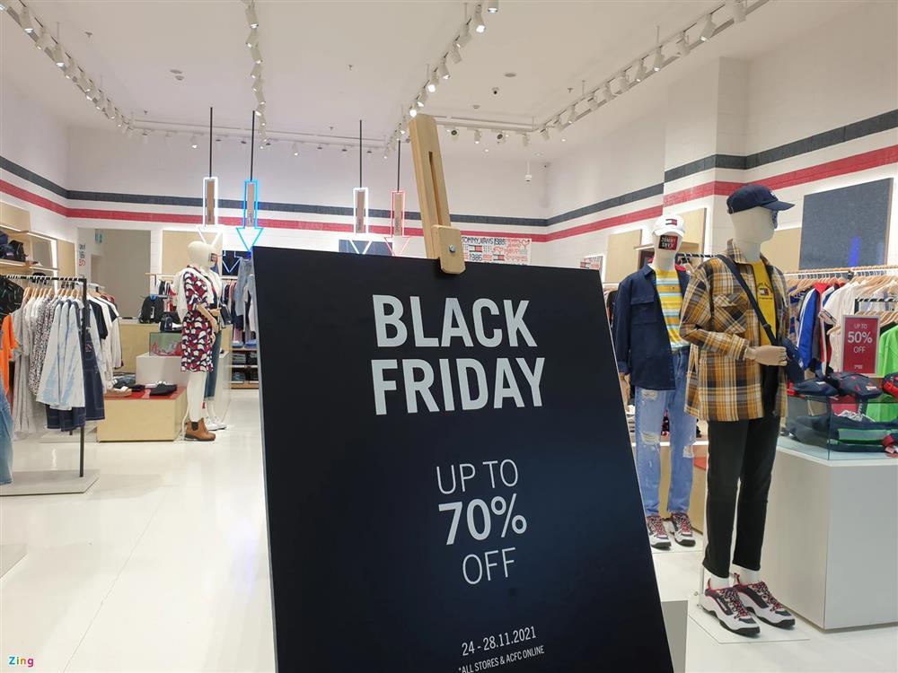 Mất niềm tin với biển sale 50-70% ngày Black Friday-2