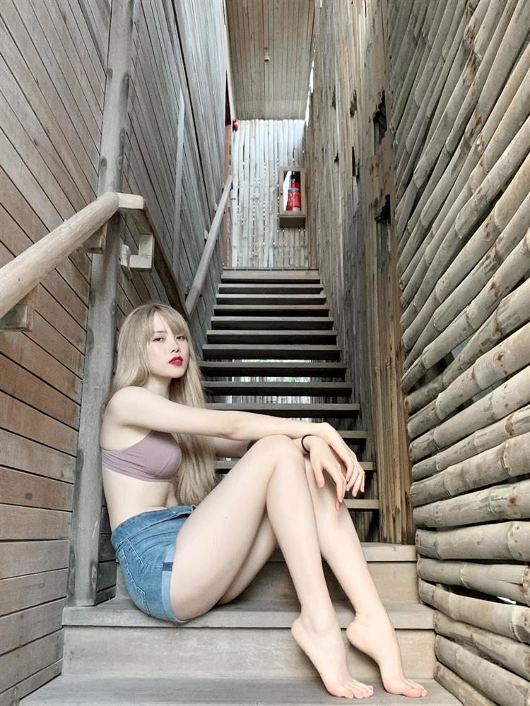 Thiều Bảo Trâm khiến fan tỉnh cả ngủ vì tưởng khoe ảnh bán nude-5