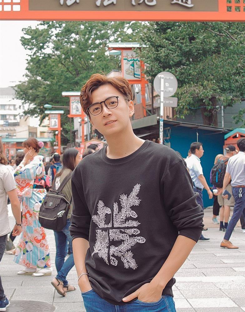 Ngô Kiến Huy ra MV Chống Lại Thế Giới- nhạc và hình chẳng liên quan-2