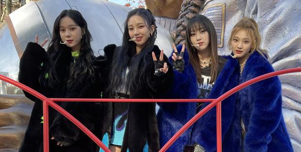 Sân khấu đầu tiên của aespa tại Mỹ bị chê đủ đường-1