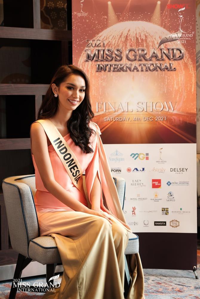 Thí sinh Miss Grand để mặt mộc vẫn cân Thùy Tiên son phấn-11