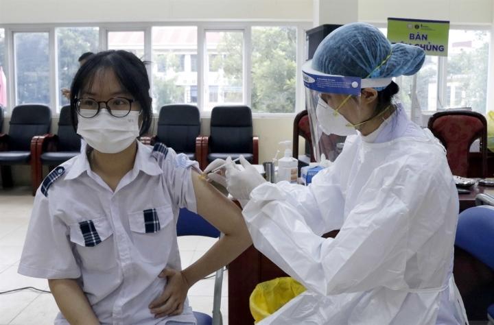 Thêm 1 nữ sinh lớp 9 tử vong sau tiêm vaccine Covid-19 ở Hà Nội-1