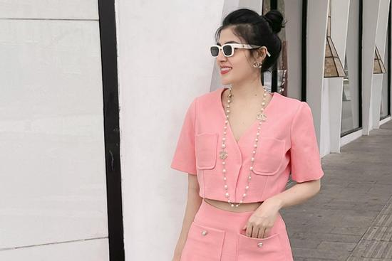 Mách nàng cách phối  trang phục ‘formal’