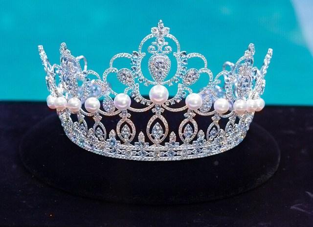 7 chiếc vương miện giá khủng nhất Vbiz, trùm cuối gây bất ngờ-11