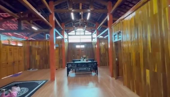 Mạc Văn Khoa khoe về quê, netizen chỉ săm soi biệt phủ bạc tỷ-10