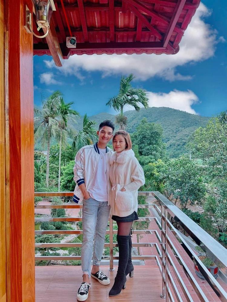 Chân dung chị đại gia cùng Mạc Văn Khoa xây nhà tiền tỷ cho bố mẹ-4