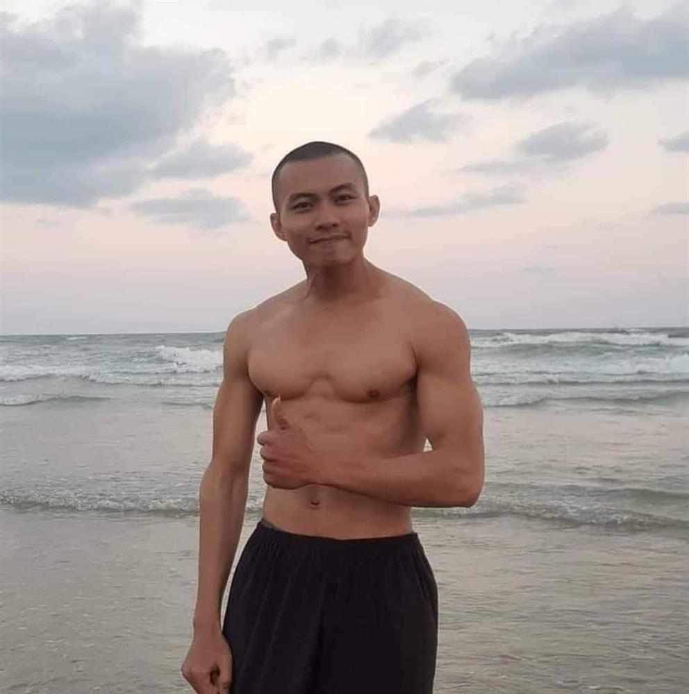 Bị mắng đi tu vẫn ca hát tập gym, Tịnh thất Bồng Lai đáp sốc-2