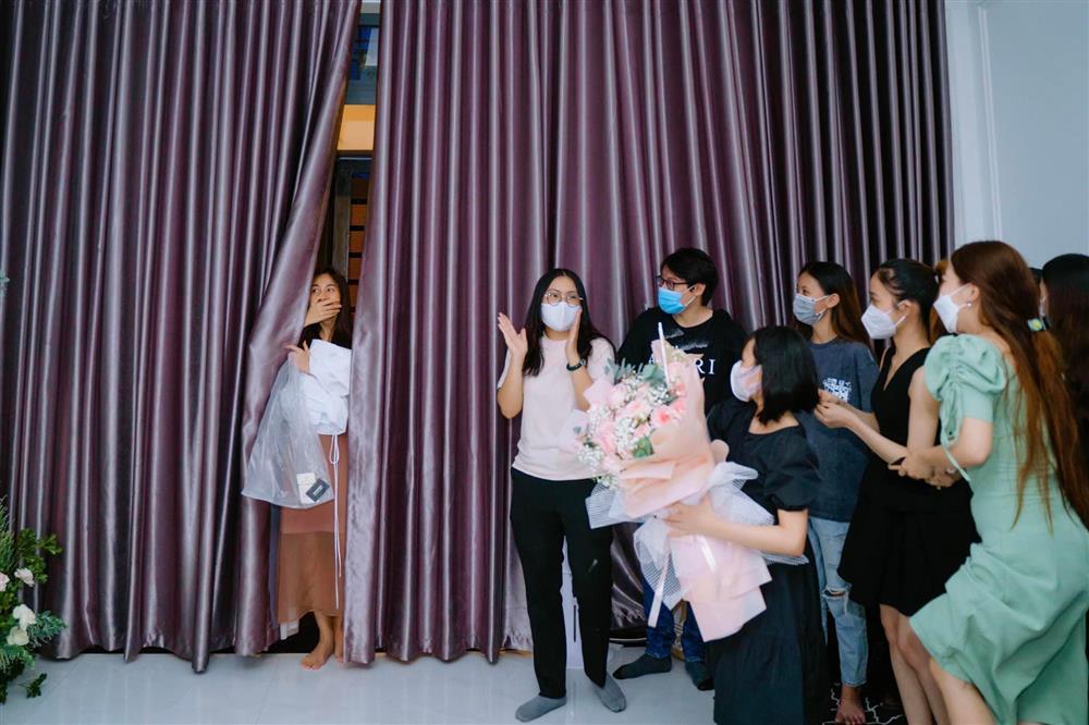 Toàn cảnh sinh nhật hoàng tráng của Thủy Tiên giữa tâm bão-2