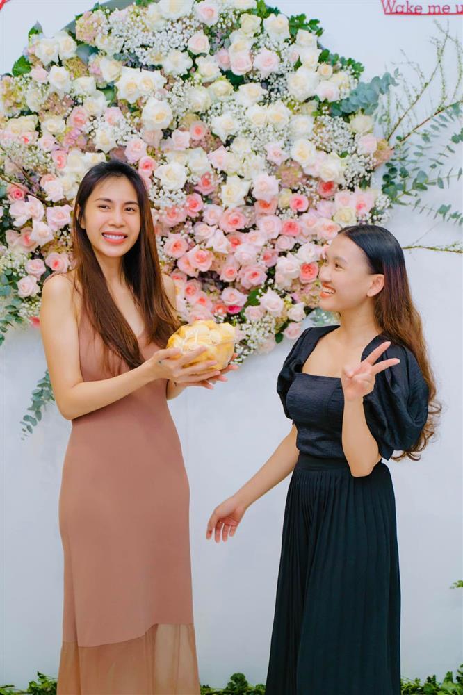 Toàn cảnh sinh nhật hoàng tráng của Thủy Tiên giữa tâm bão-5