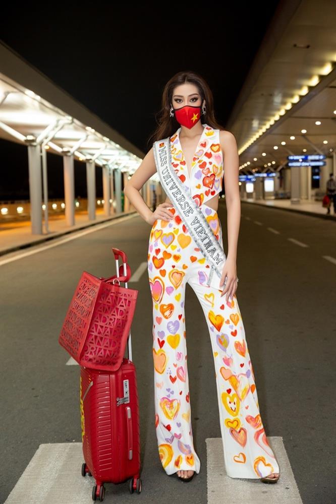 Mỹ nhân Việt lên đường thi Miss Universe: Ai mặc đẹp nhất?-16