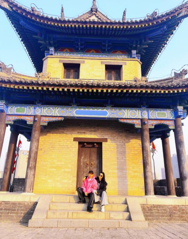 Trai lạ tình tứ Phạm Băng Băng là ai?-4