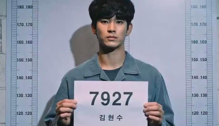 Xịt máu mũi với những cảnh nóng của nam thần Kim Soo Hyun-2