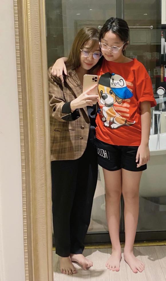 MC Diệp Chi lần đầu chia sẻ hành trình làm mẹ đơn thân-5