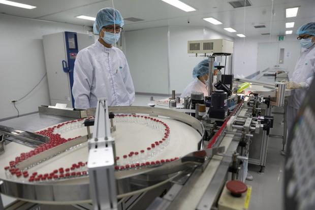 Xuất xưởng hơn 1 triệu liều vắc xin đầu tiên sản xuất ở Việt Nam-1