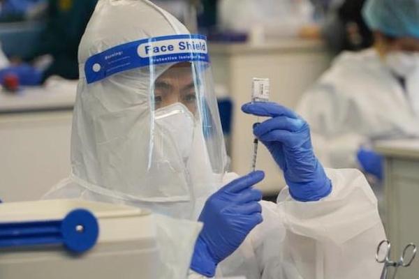 Bé 12 tuổi ở Bình Phước tử vong sau tiêm vaccine Covid-19-2