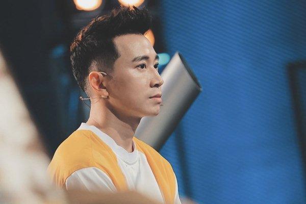 Rộ tin một HLV rút khỏi show vì phải chọn thí sinh và diễn theo ý BTC, Karik bị réo gọi!-4