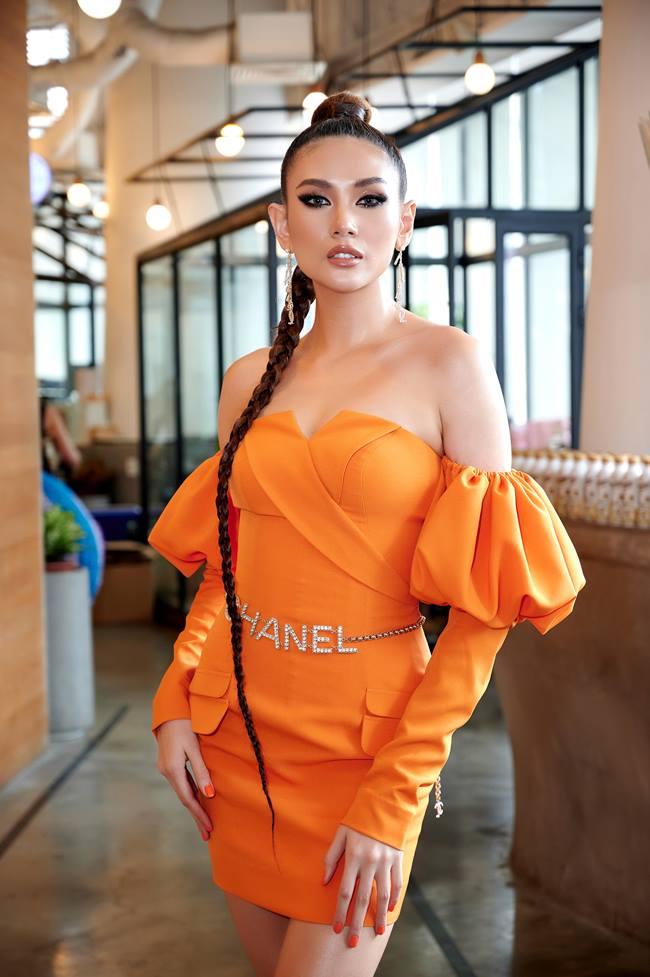 Thêm ảnh đơ cứng của Lynk Lee, nhìn không kỹ tưởng Võ Hoàng Yến?-2