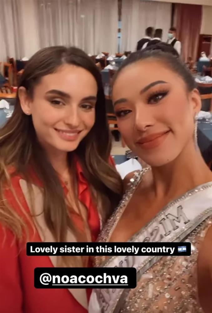 Kim Duyên nhập cuộc Miss Universe, nhan sắc chìm giữa rừng hoa-13