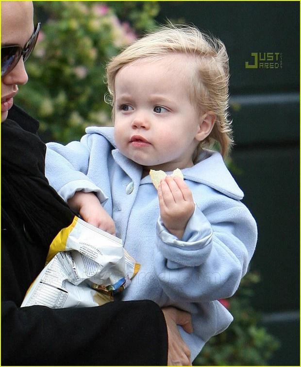 Con gái Angelina Jolie thành mỹ nhân, cả thế giới trầm trồ-1