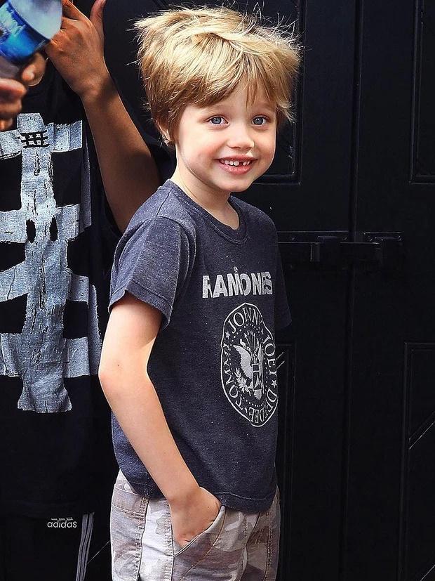 Con gái Angelina Jolie thành mỹ nhân, cả thế giới trầm trồ-5