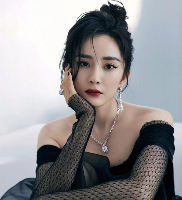 Dương Mịch, Địch Lệ Nhiệt Ba chỉ lên hình 5 phút trong một tập phim-1