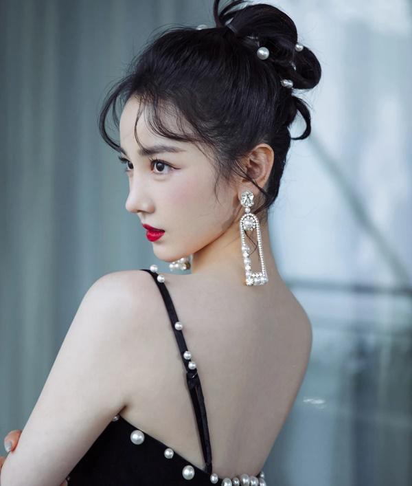 Dương Mịch, Địch Lệ Nhiệt Ba chỉ lên hình 5 phút trong một tập phim-2