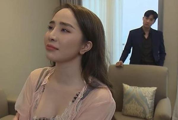 Những cảnh khóc bị ném đá rơi rụng trên phim Việt-6