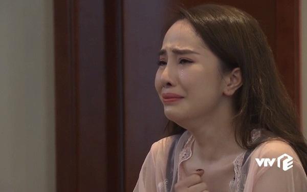 Những cảnh khóc bị ném đá rơi rụng trên phim Việt-7