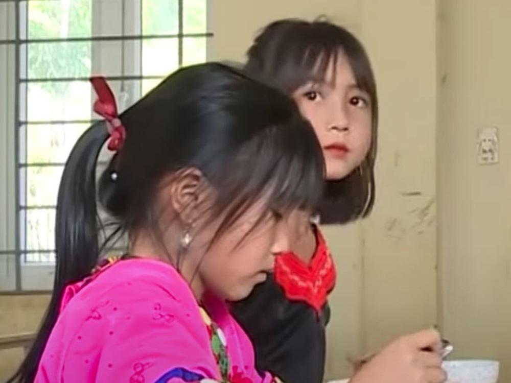 Xuất hiện 2 giây, bé gái vùng cao gây sốt vì vẻ ngoài tiểu hot girl-2