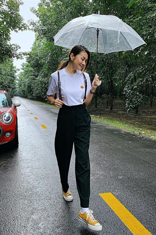 Sao Việt mặc quần yếm: Người đẹp miễn chê, kẻ như chúa hề-3