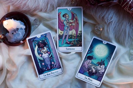 Bói bài Tarot thứ 4 ngày 1/12/2021: Đại thành công, tiền ngập két