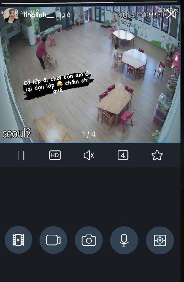 Bà xã Tiến Dũng giật mình xem camera thấy con làm 1 việc trong lớp-2