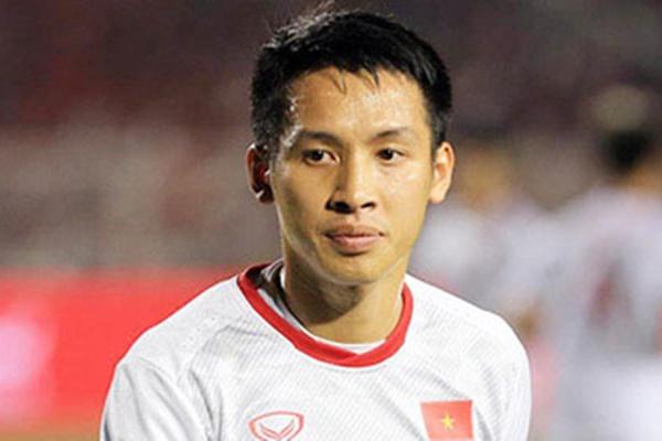 Đỗ Hùng Dũng liên tục gặp vận xui ngày trở lại tuyển Việt Nam-3