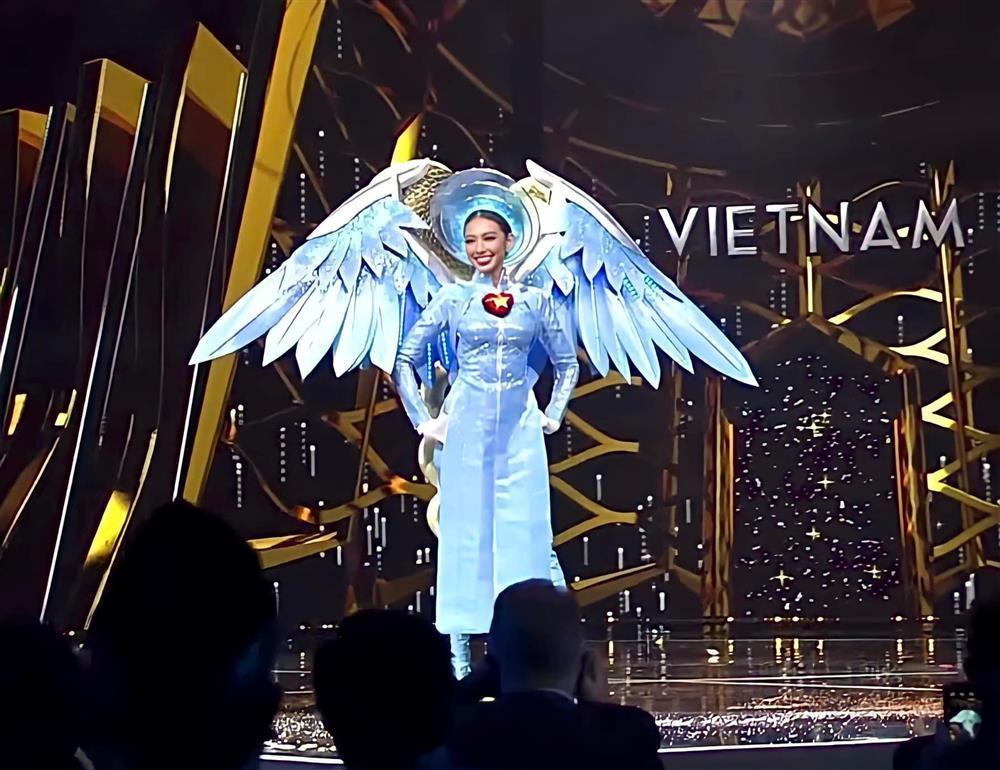 Thùy Tiên như celeb tại Miss Grand, vương miện đang đến gần?-2