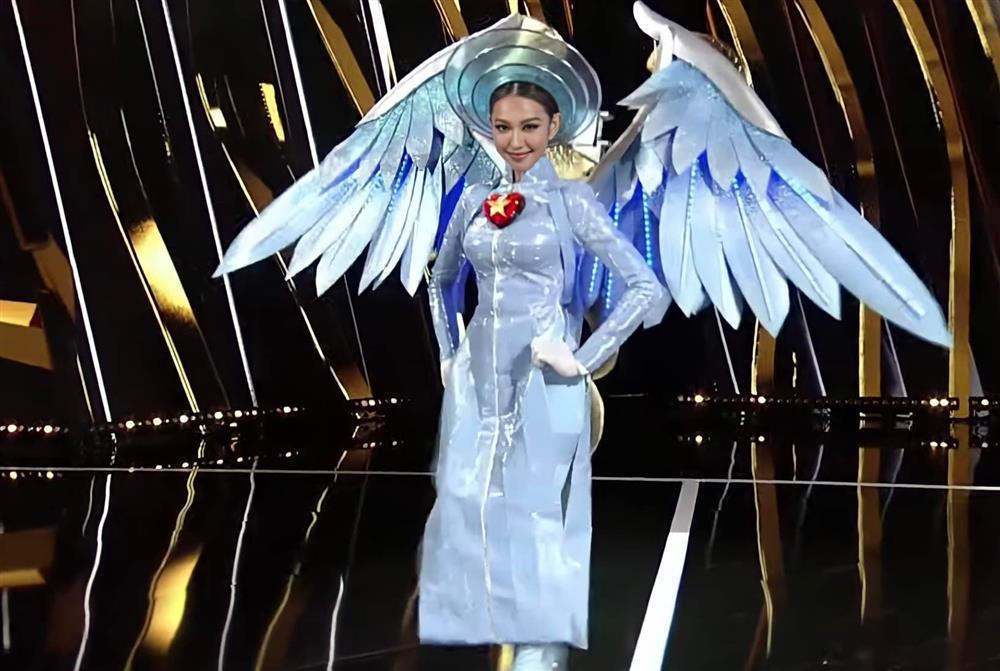 Thùy Tiên như celeb tại Miss Grand, vương miện đang đến gần?-1