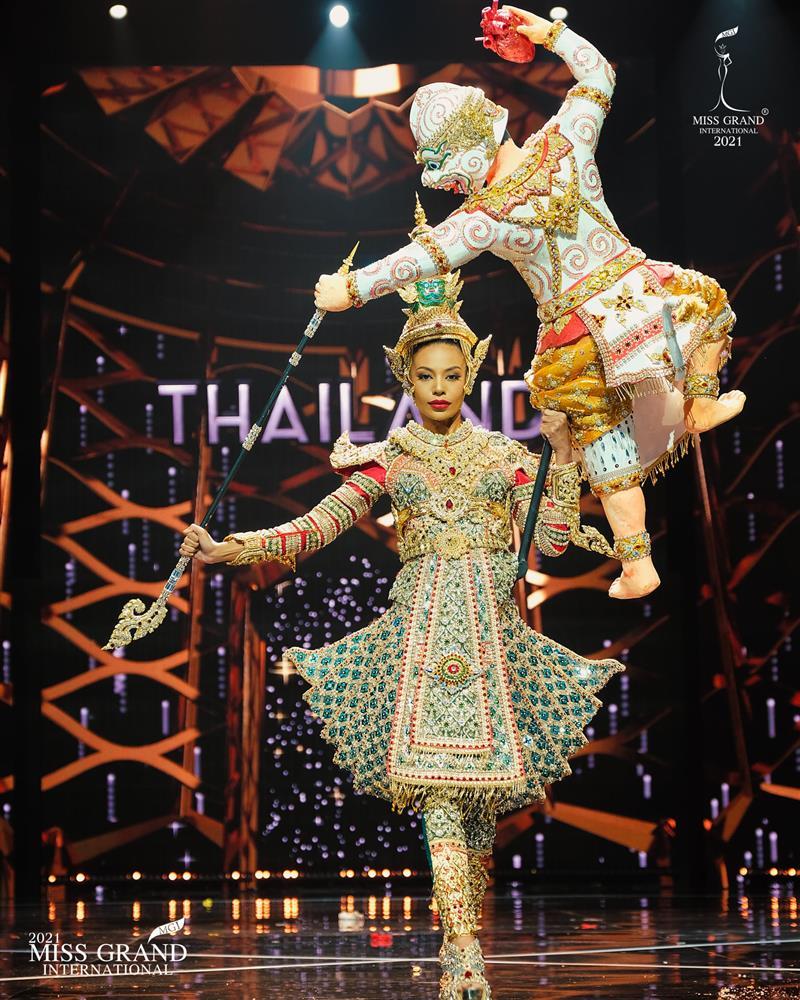 Top 10 bộ Quốc phục ấn tượng nhất đêm thi Miss Grand 2021-2