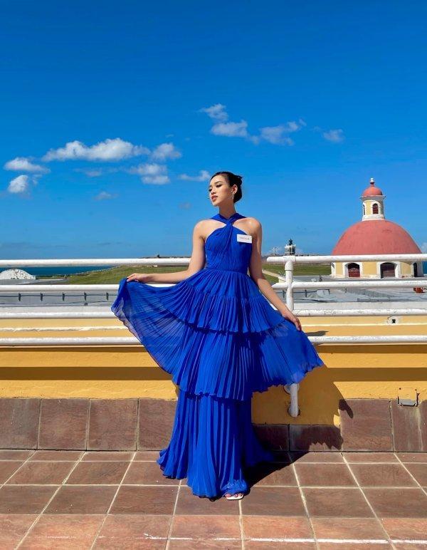 Đỗ Thị Hà trần tình về gu thời trang sến rện tại Miss World-10