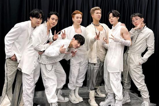 Hỗn chiến concert BTS tại Mỹ: 20 người 'kêu cứu', bị hành hung?