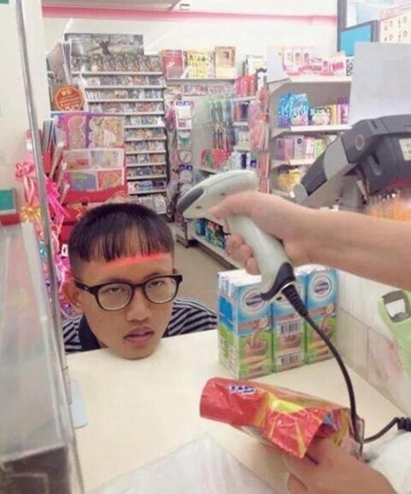 Khi siêu thị trở thành sàn diễn cho thanh niên thích tấu hài-3