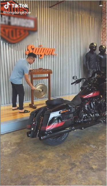 Vừa đám hỏi vợ giàu, CEO Tống Đông Khuê nhận niềm vui lớn-1