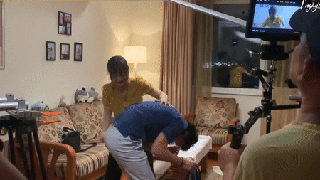 Thương Ngày Nắng Về: Mẹ bị gọi là osin, vợ đánh chồng túi bụi-8