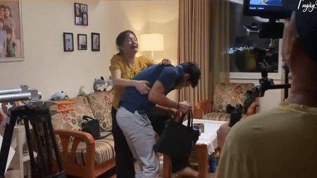 Thương Ngày Nắng Về: Mẹ bị gọi là osin, vợ đánh chồng túi bụi-9