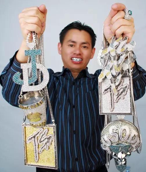 Chân dung người vợ kín tiếng, nóng bỏng của Johnny Đặng-1