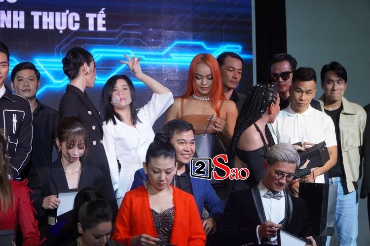 Cát Phượng nói về thái độ người dưng với Kiều Minh Tuấn?-4