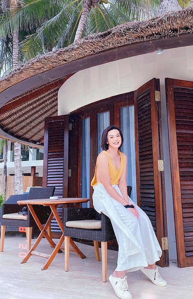 Đào Bá Lộc thả dáng với bộ sưu tập váy xinh hơn cả gái thẳng-6